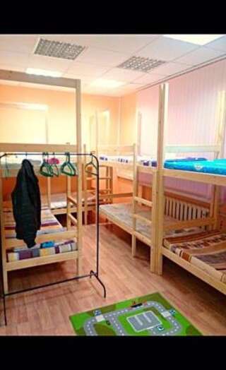 Хостел Европейский Москва Кровать в общем 10-местном номере для мужчин и женщин-1